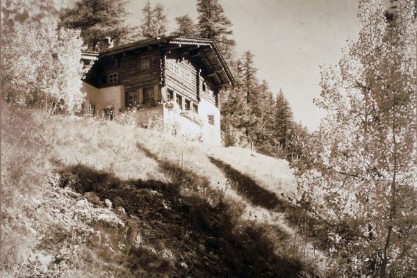 12_haus_1920 arc en ciel